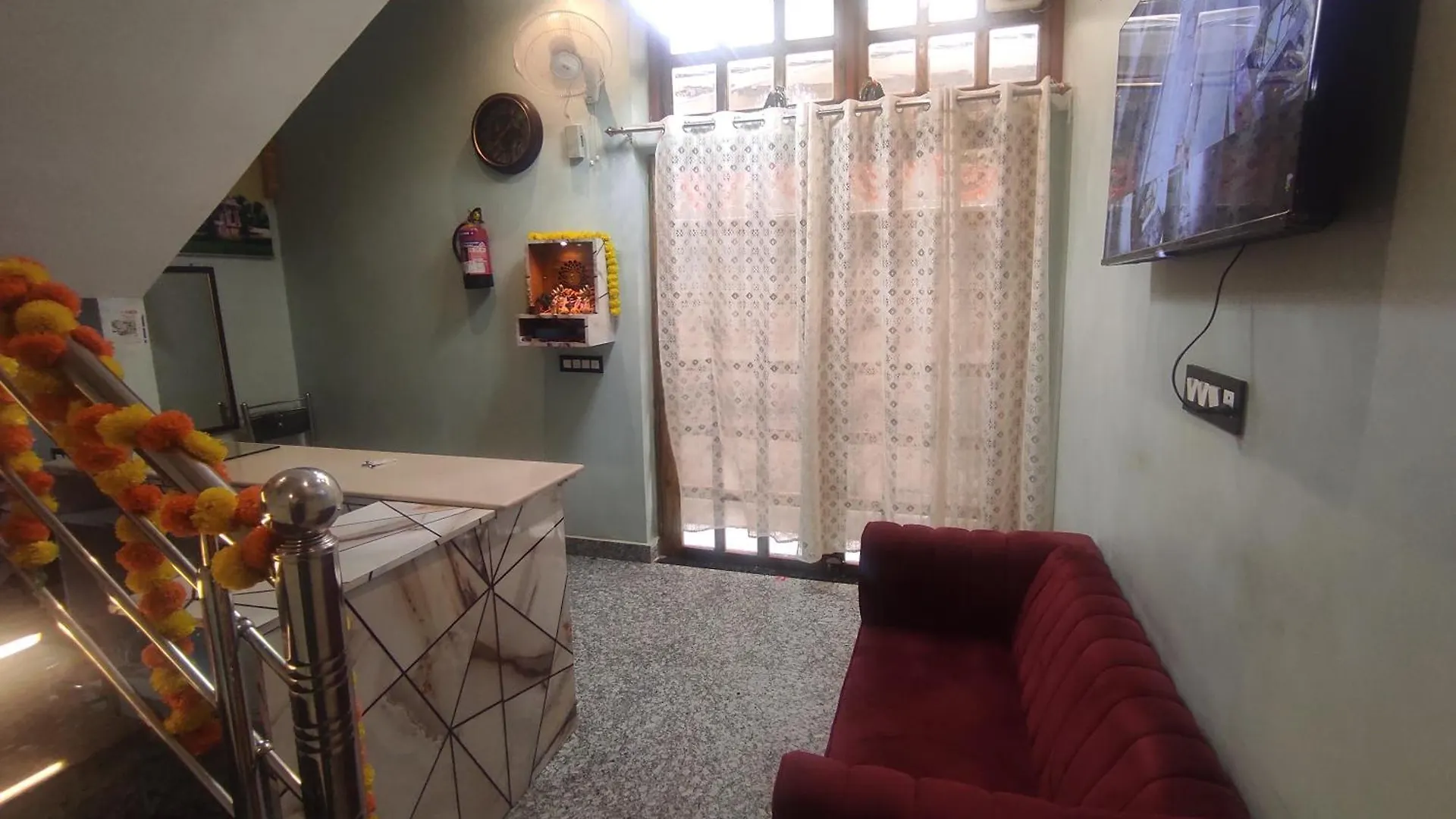 Royal Paradise Hotel Varanasi Guest house