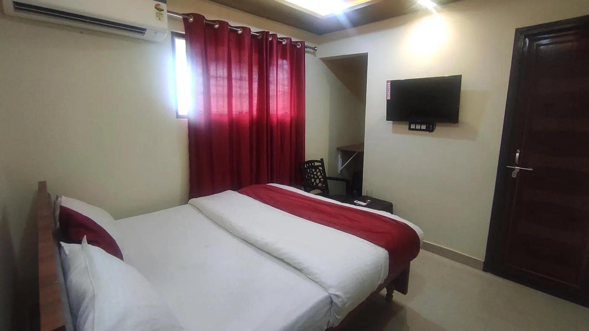 Royal Paradise Hotel Varanasi Guest house